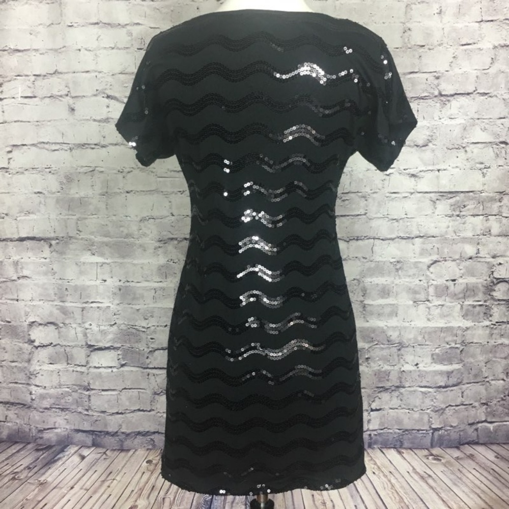 Sequence Casual Black Tee Dress - Picture 3 of 6